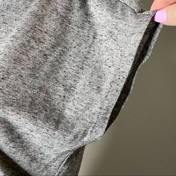 Juicy Couture Gray Short Sleeved Shirt With Metallic Leopard Design Size Medium - Picture 3 of 11